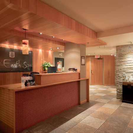 Banff Caribou Lodge And Spa Экстерьер фото