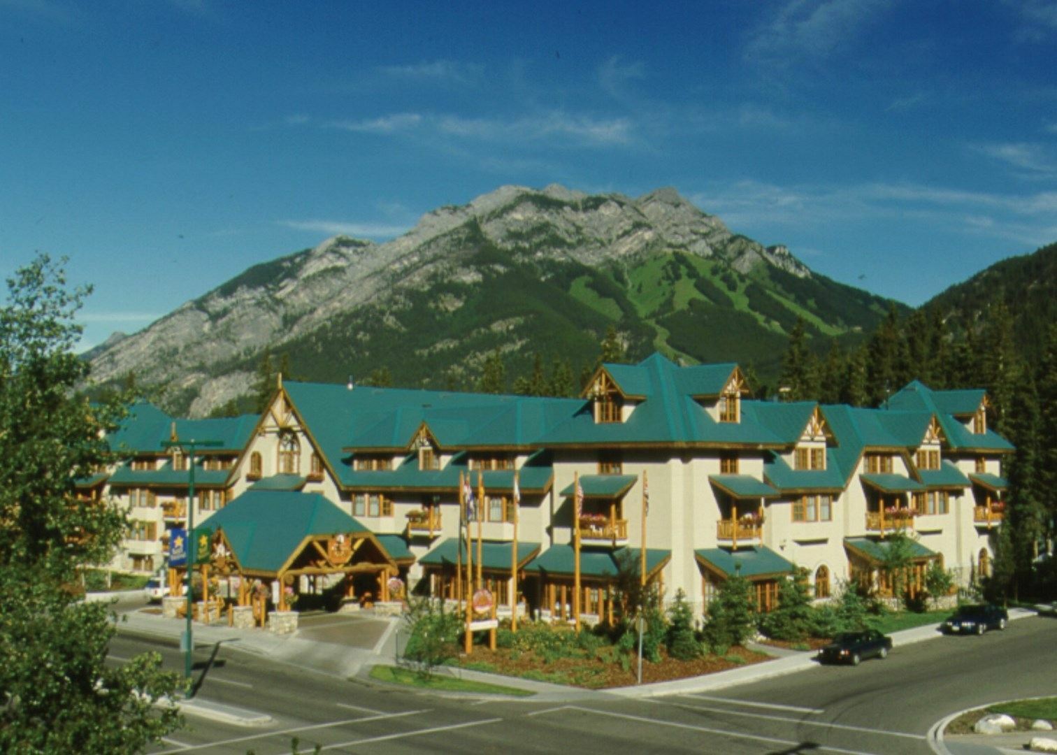 Banff Caribou Lodge And Spa Экстерьер фото